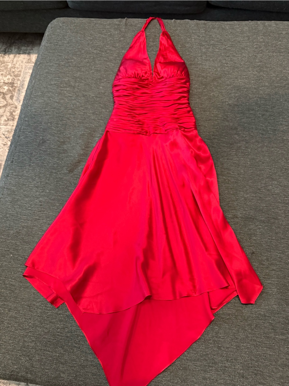 Vintage Cache size 2 stunning Red Halter Satin Evening Dress gorgeous rouching